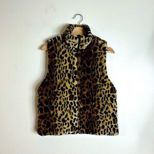 Cejon ladies leopard print faux fur zip up vest size medium